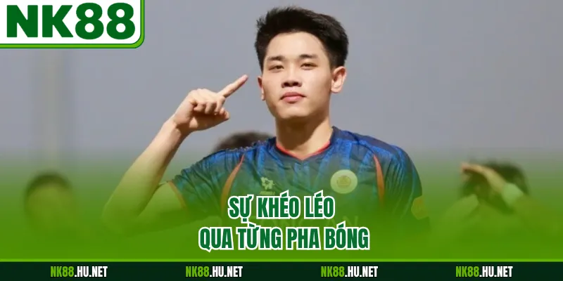 Đình Bắc - Hành Trình Khẳng Định Giá Trị Của Ngôi Sao 2 Sự khéo léo qua từng pha bóng